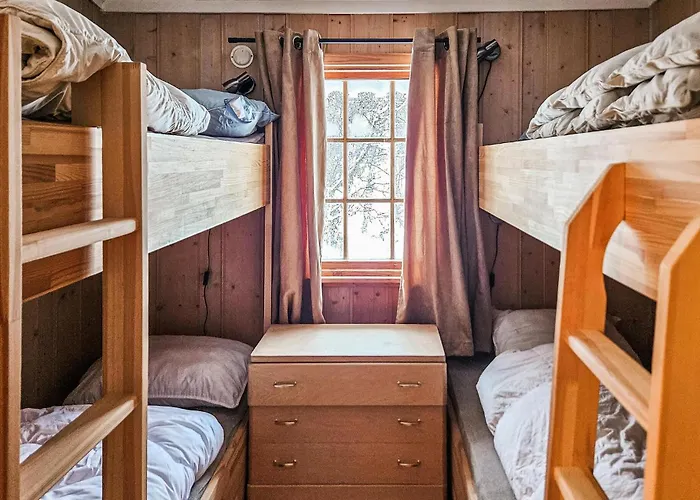 3 Bedroom Stunning In *